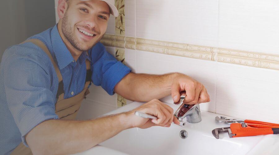 Faucet cartridge replacement in Archer, IA